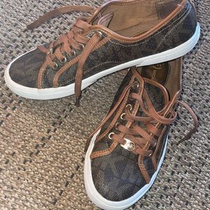 Michael Kors Shoes 💛